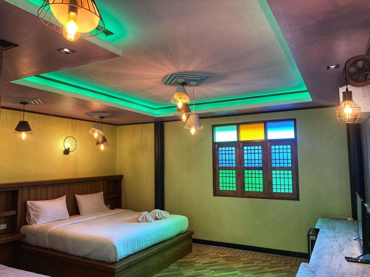 Hotel Mangrove House Lanta Old Town à Ko Lanta Extérieur photo