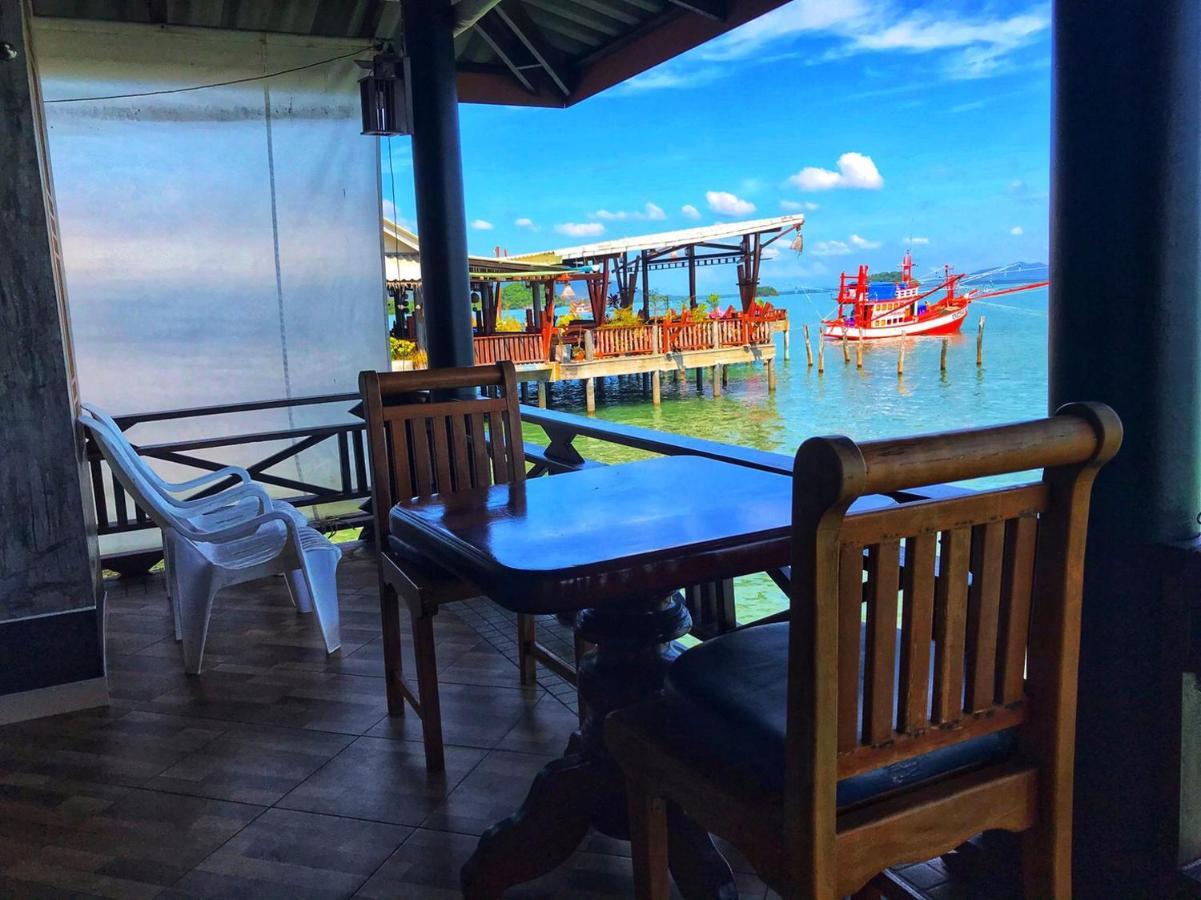Hotel Mangrove House Lanta Old Town à Ko Lanta Extérieur photo
