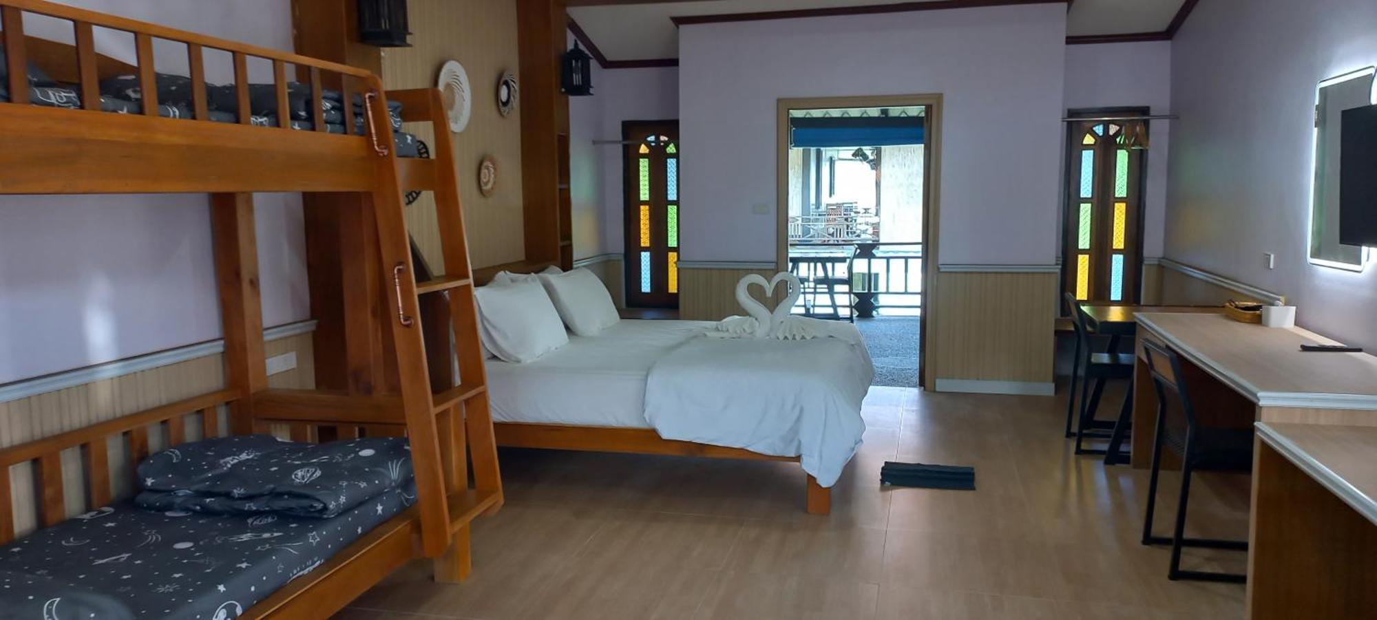 Hotel Mangrove House Lanta Old Town à Ko Lanta Extérieur photo